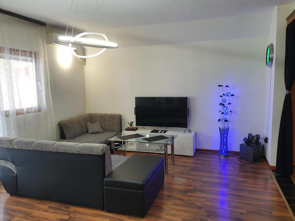 Hostel "Arco" Brčko Exteriér fotografie
